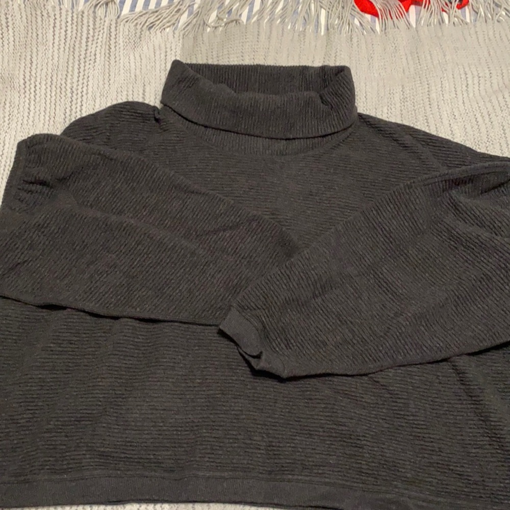 Lululemon Peaceful Moments Pullover Size L/Xl color charcoal gray.